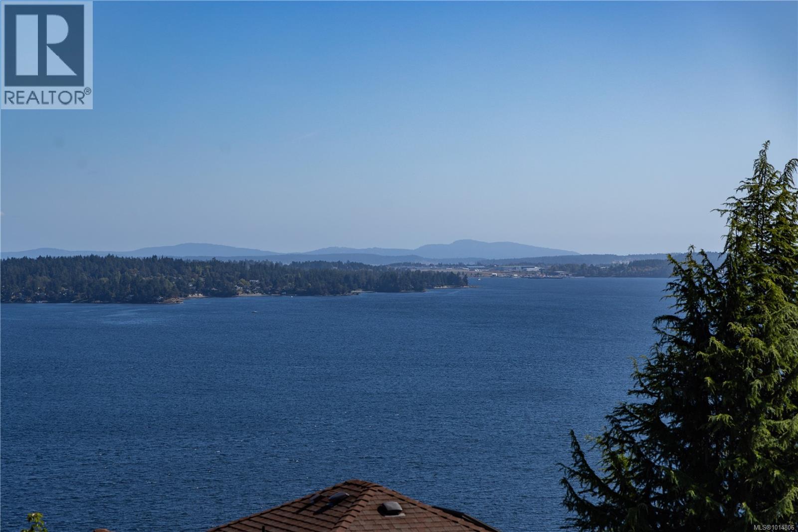  3635 Arbutus Drive North, Cobble Hill