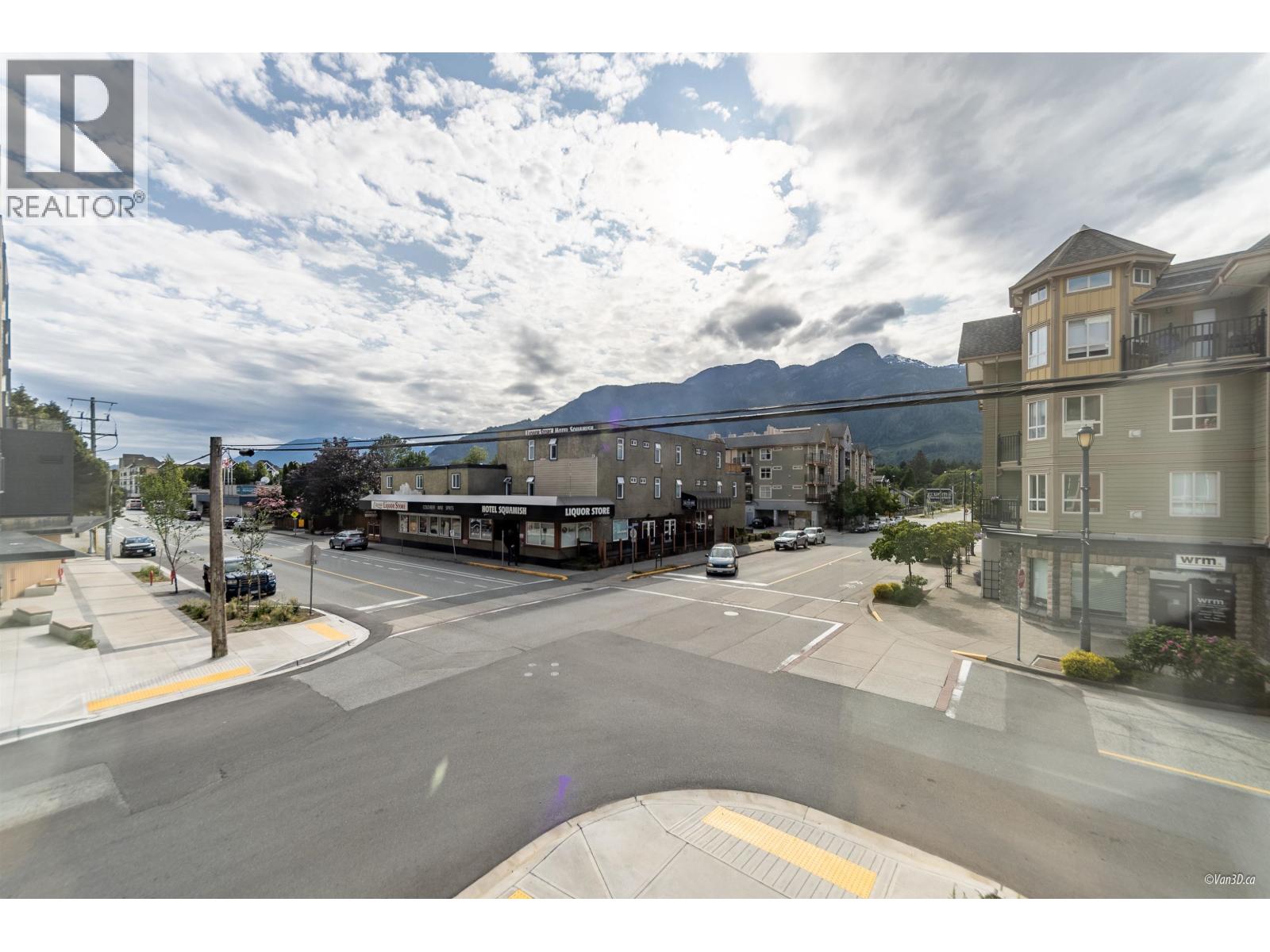607 1365 VICTORIA STREET, Squamish