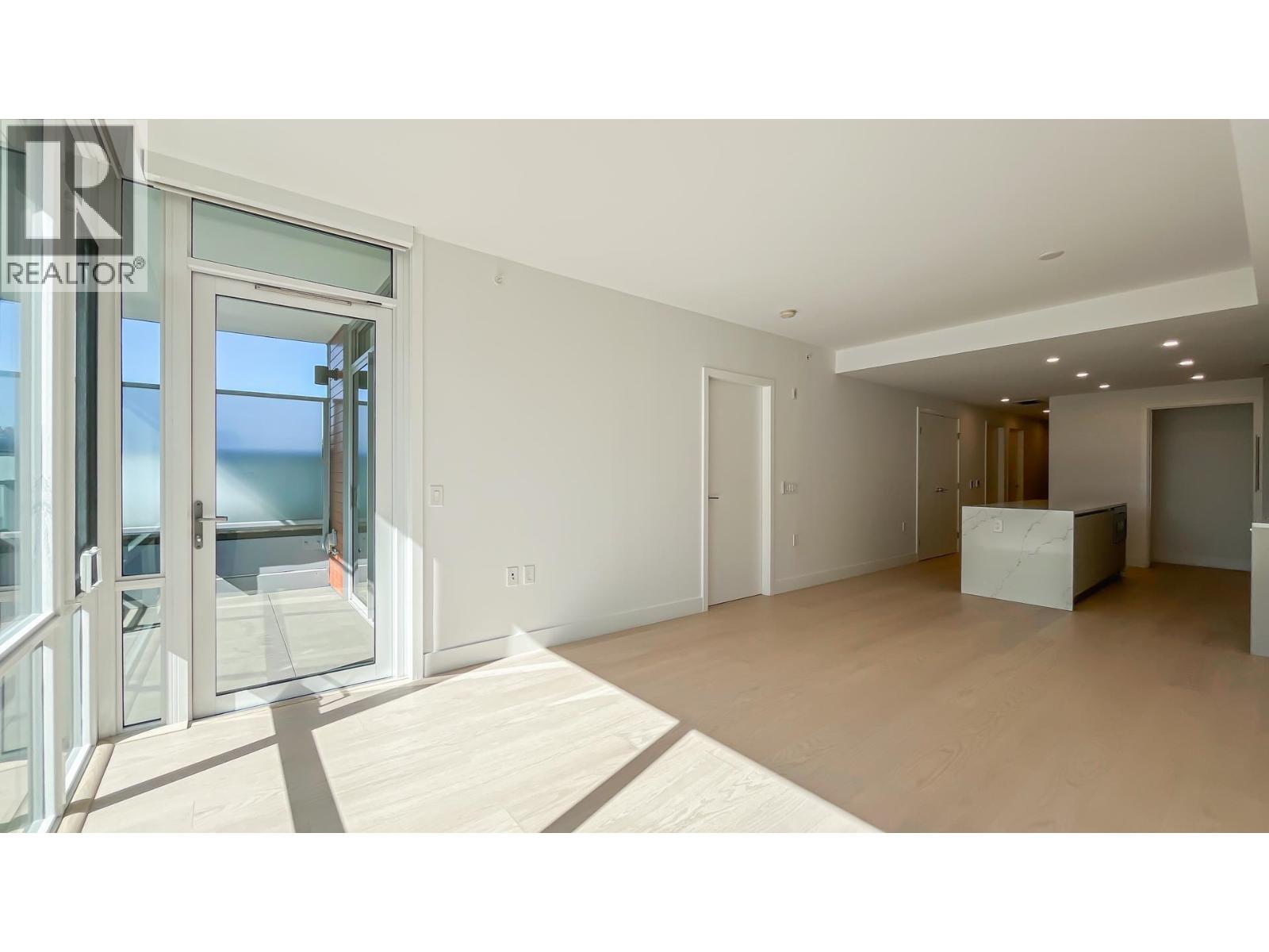 205 1331 MARINE DRIVE, West Vancouver