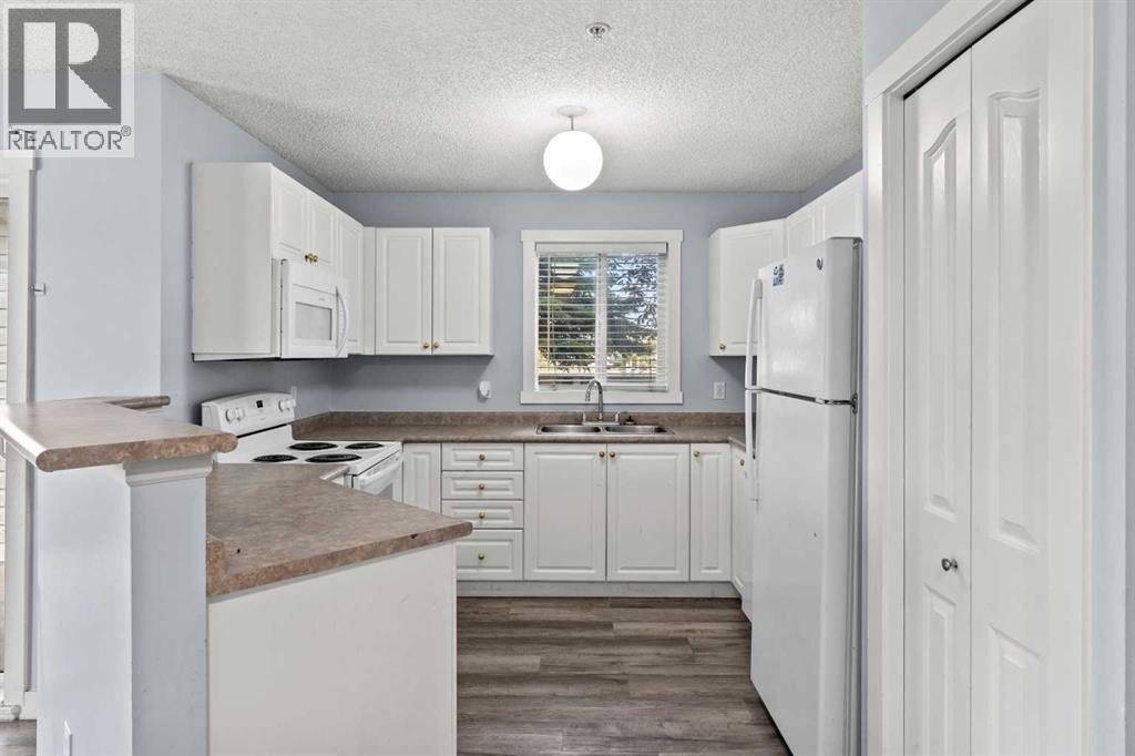 Single Family House for Sale in   Somervale Court SW Somerset Calgary 