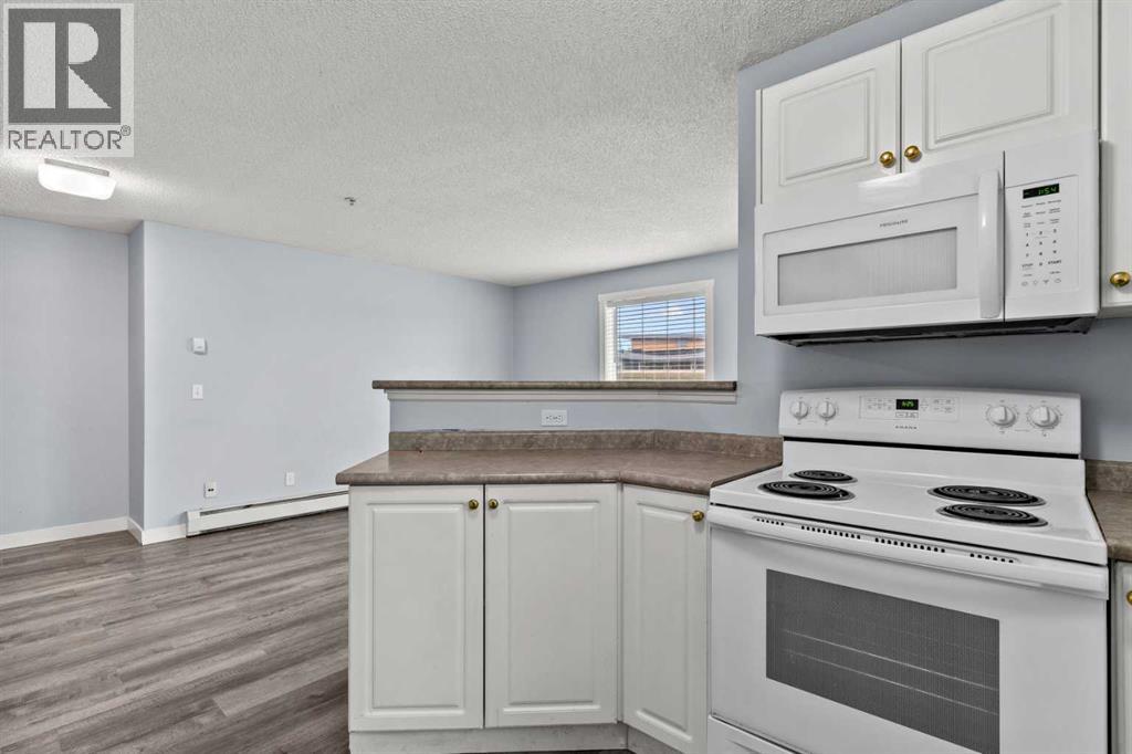 Single Family House for Sale in   Somervale Court SW Somerset Calgary 