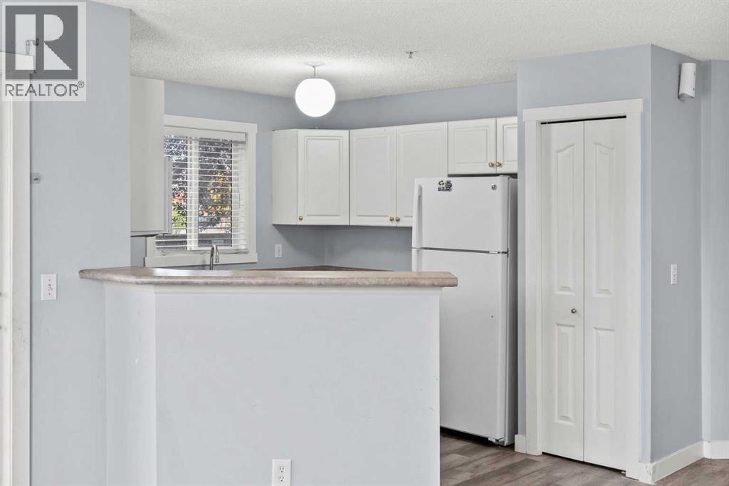 Single Family House for Sale in   Somervale Court SW Somerset Calgary 