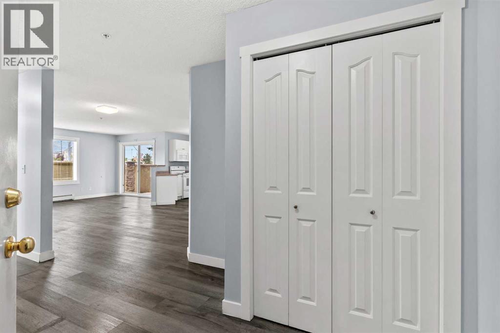 Single Family House for Sale in   Somervale Court SW Somerset Calgary 
