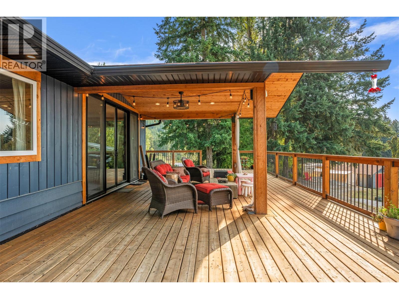  1274 Mountain View Road, Spallumcheen