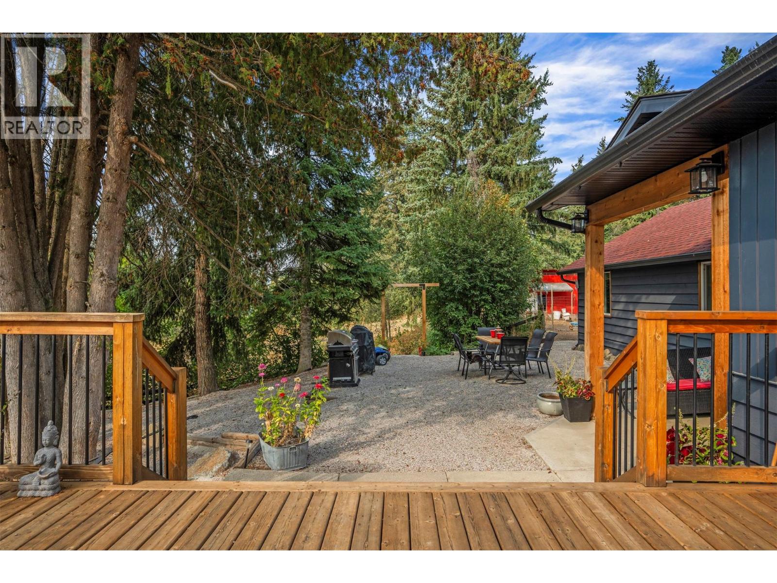  1274 Mountain View Road, Spallumcheen