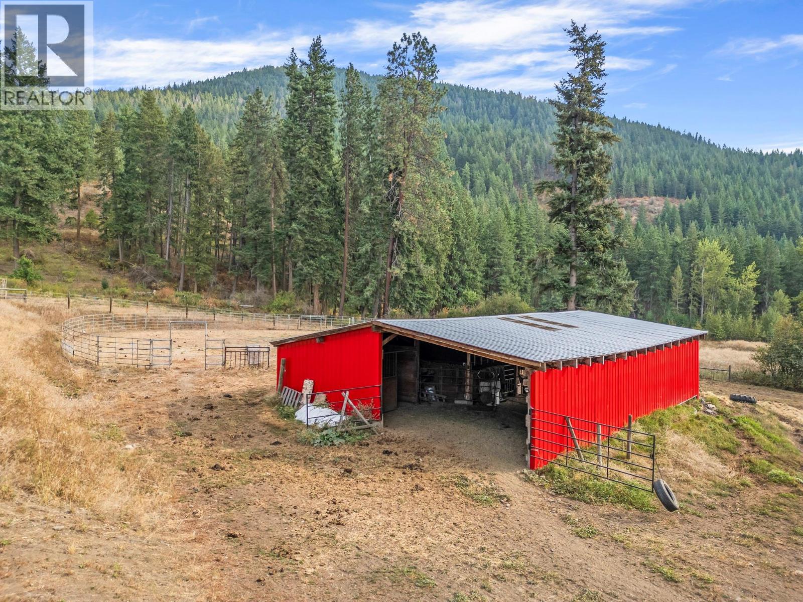  1274 Mountain View Road, Spallumcheen
