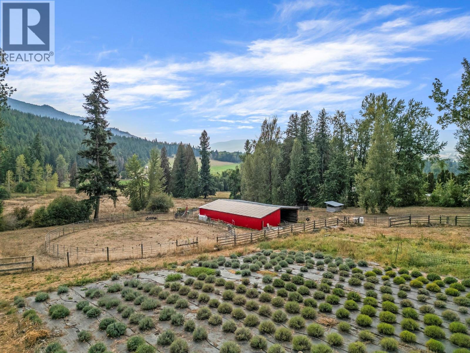  1274 Mountain View Road, Spallumcheen