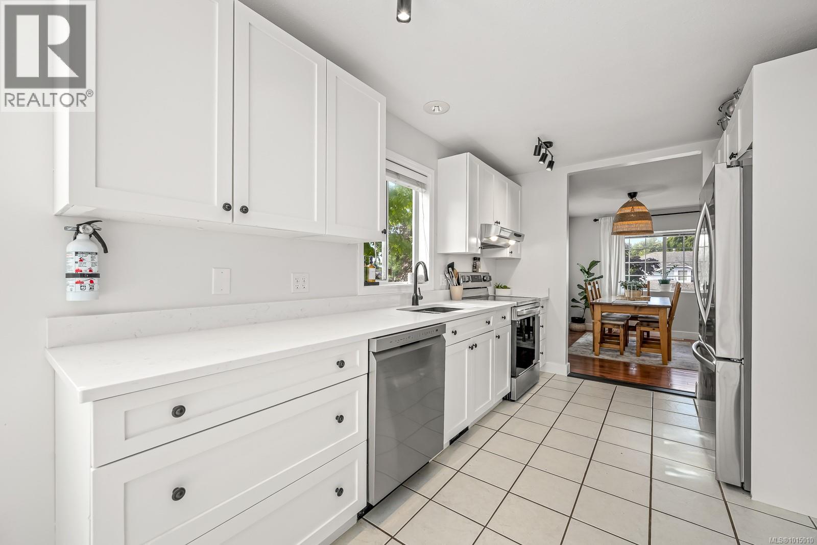 1782 Mallard Dr, Courtenay