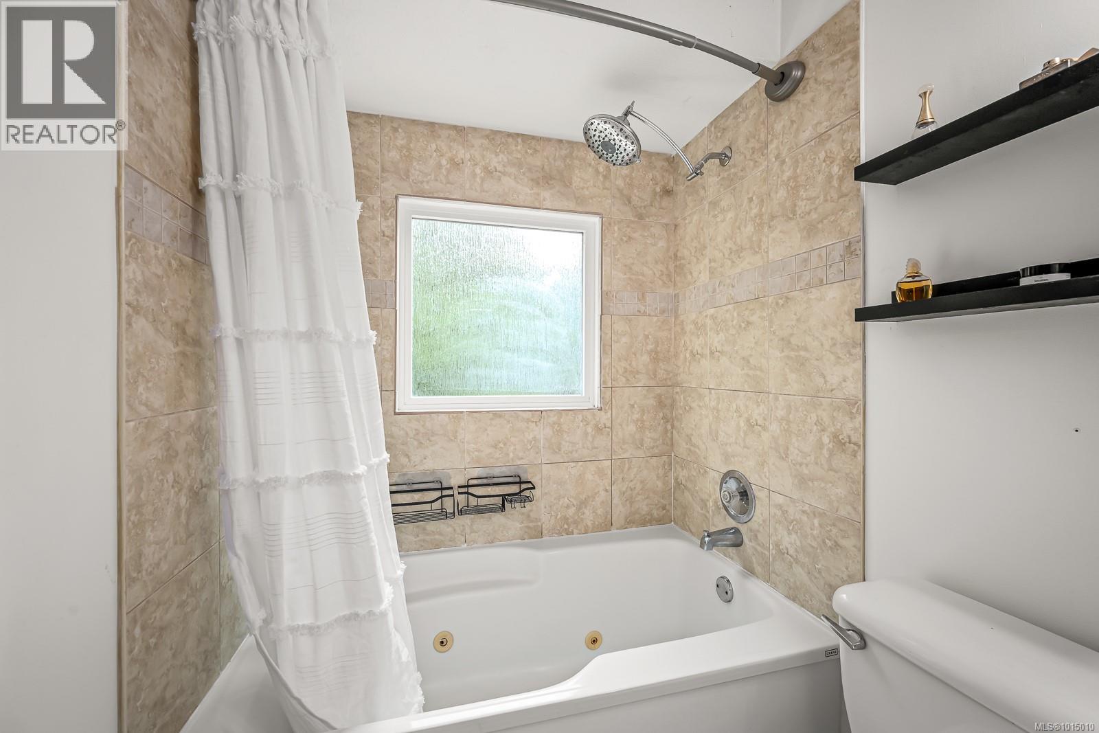 1782 Mallard Dr, Courtenay