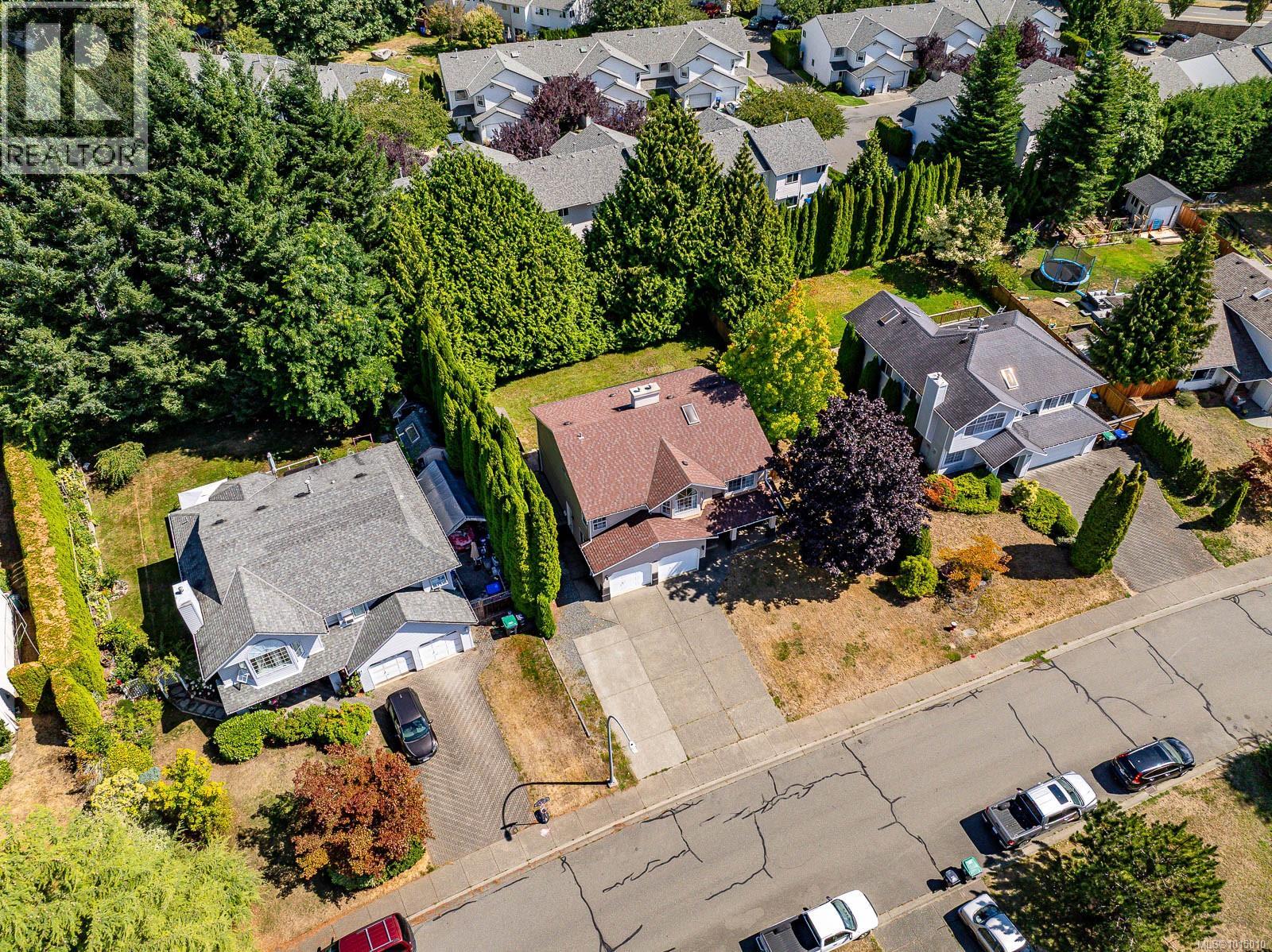 1782 Mallard Dr, Courtenay