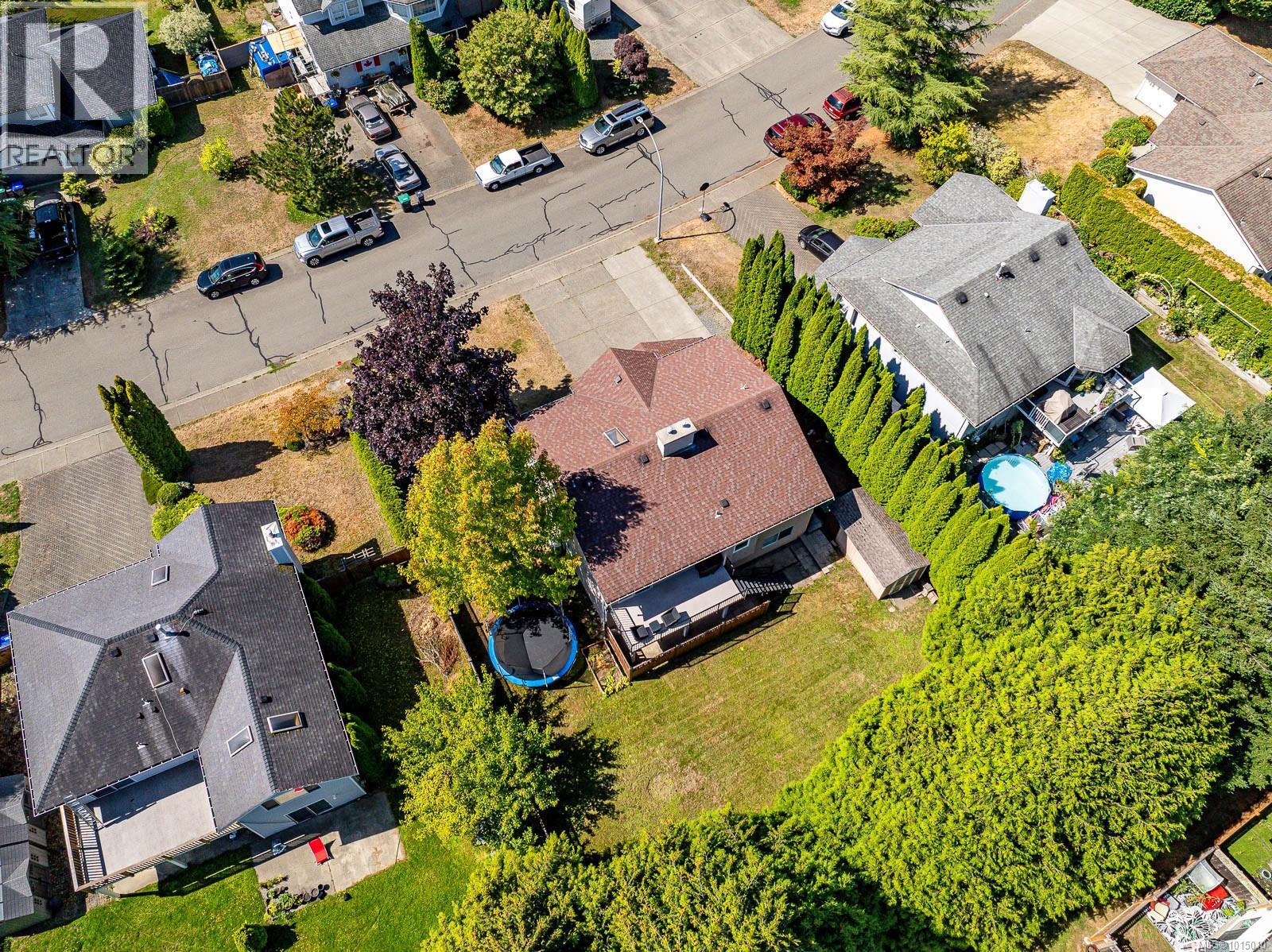 1782 Mallard Dr, Courtenay