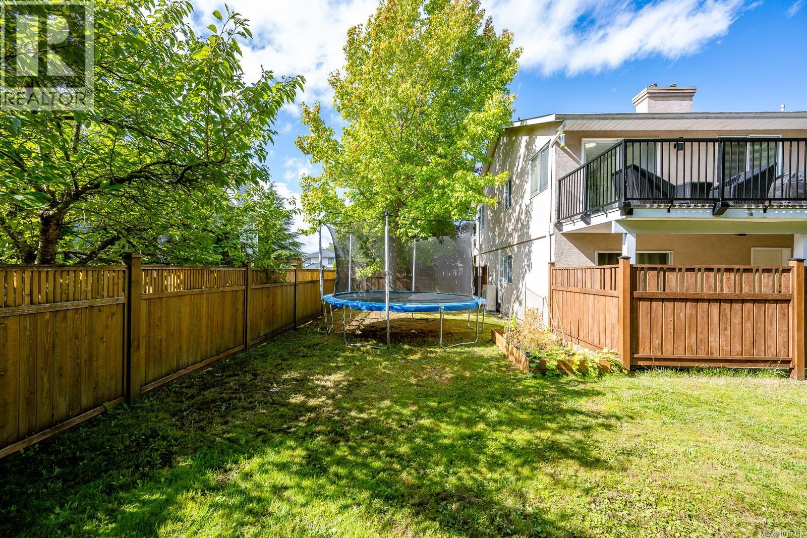 1782 Mallard Dr, Courtenay
