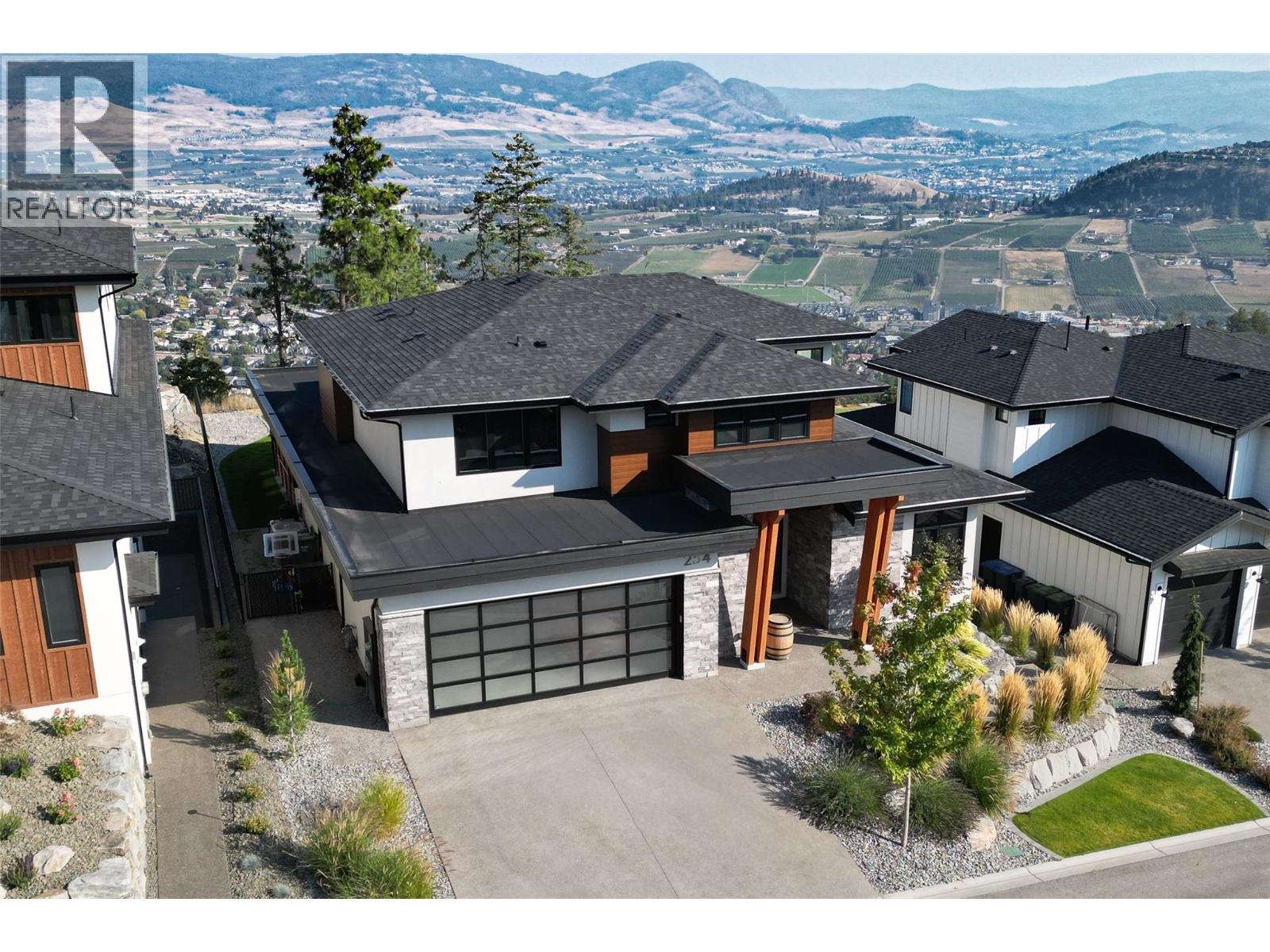 254 Summer Wood Drive, Kelowna