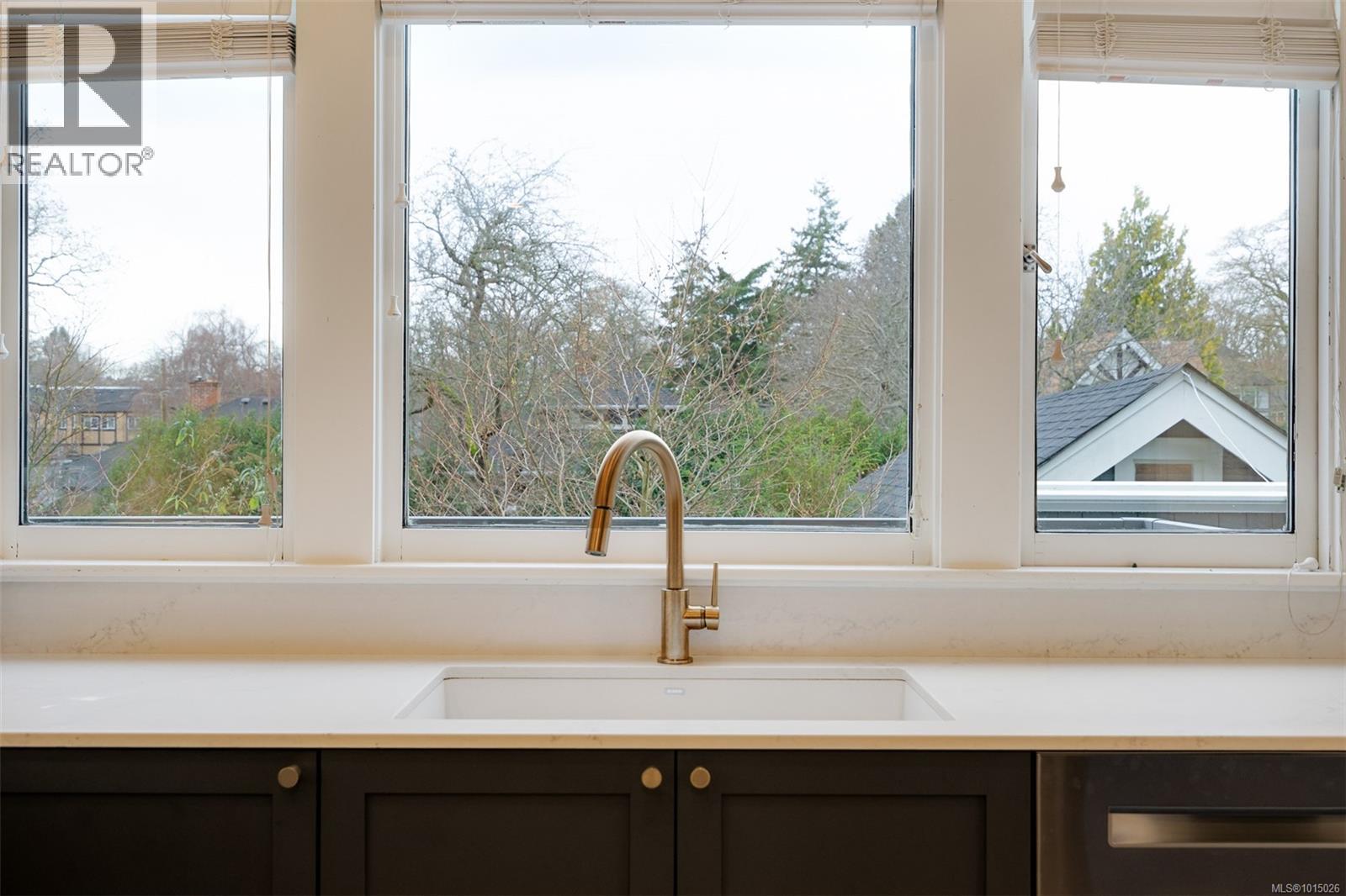 1546 Monterey Ave, Oak Bay