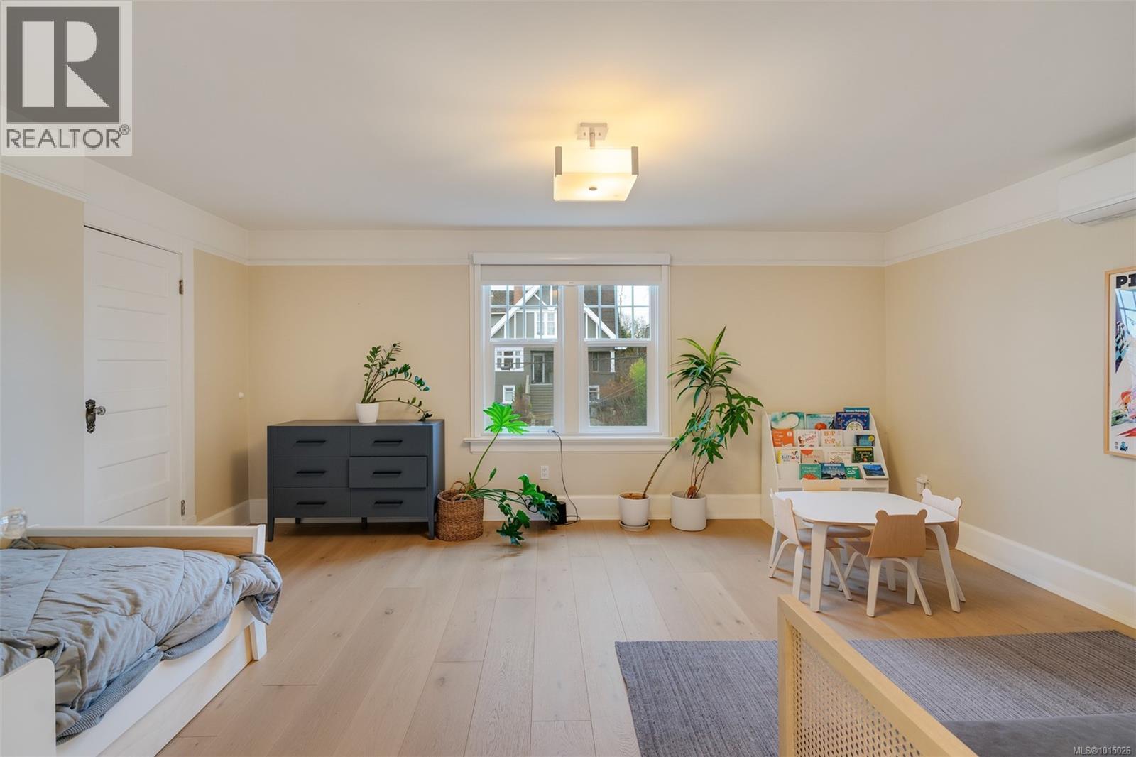 1546 Monterey Ave, Oak Bay