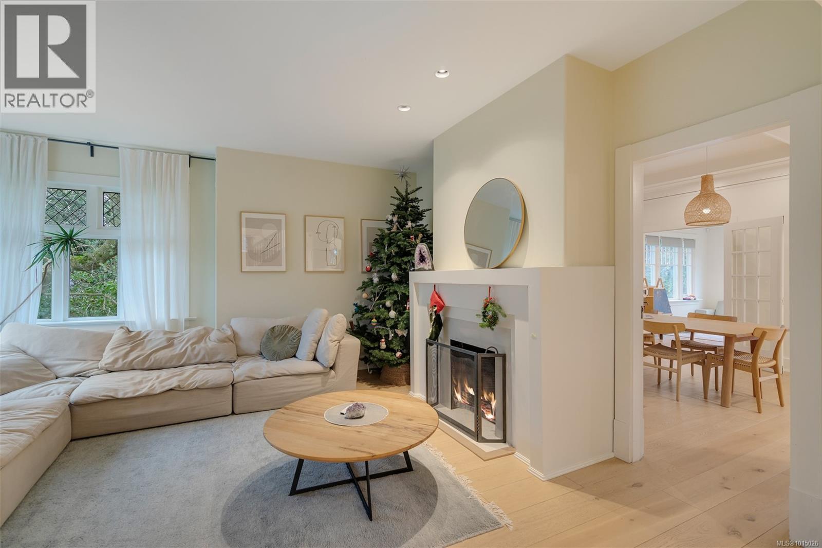 1546 Monterey Ave, Oak Bay