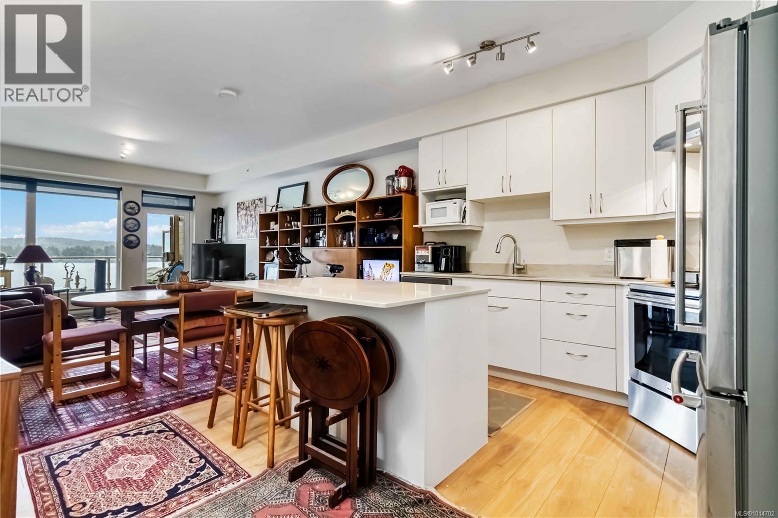203 6609 Goodmere Road, Sooke