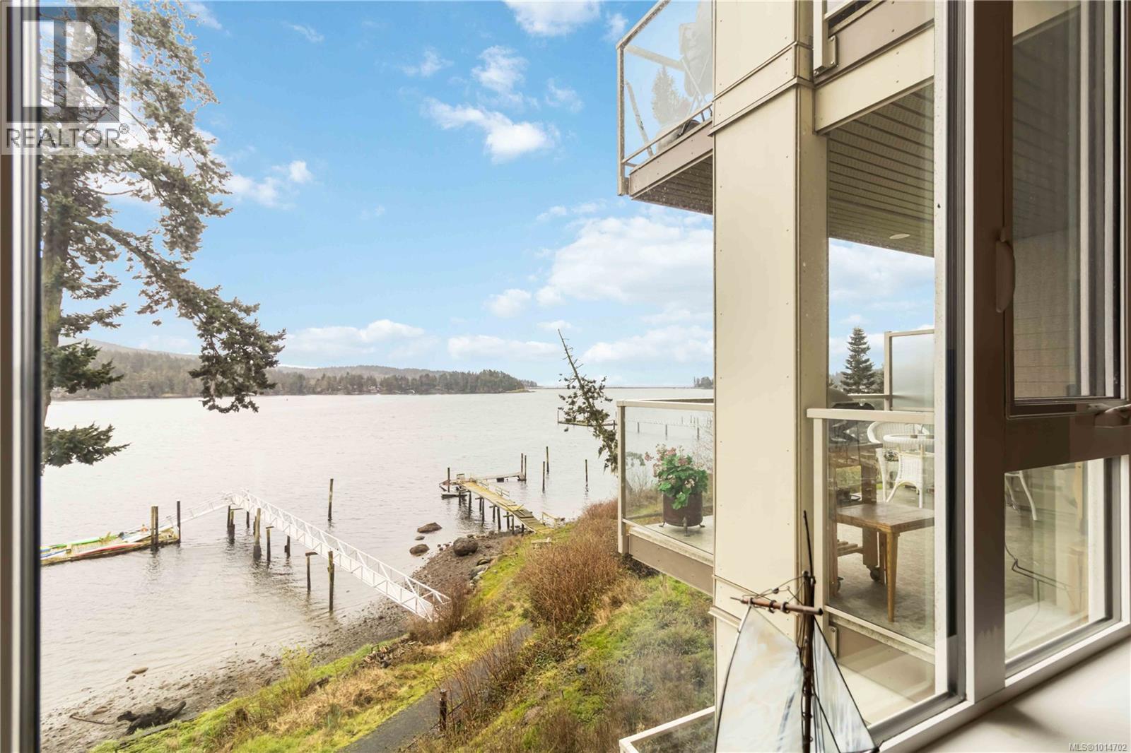 203 6609 Goodmere Road, Sooke