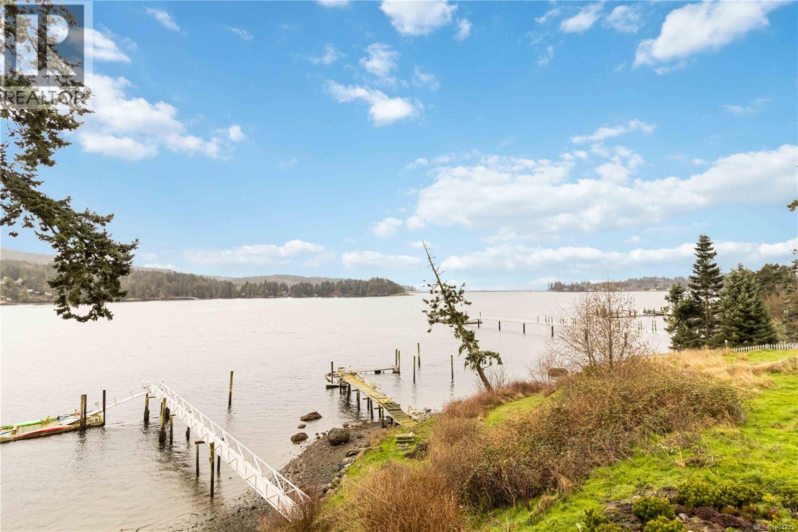 203 6609 Goodmere Road, Sooke