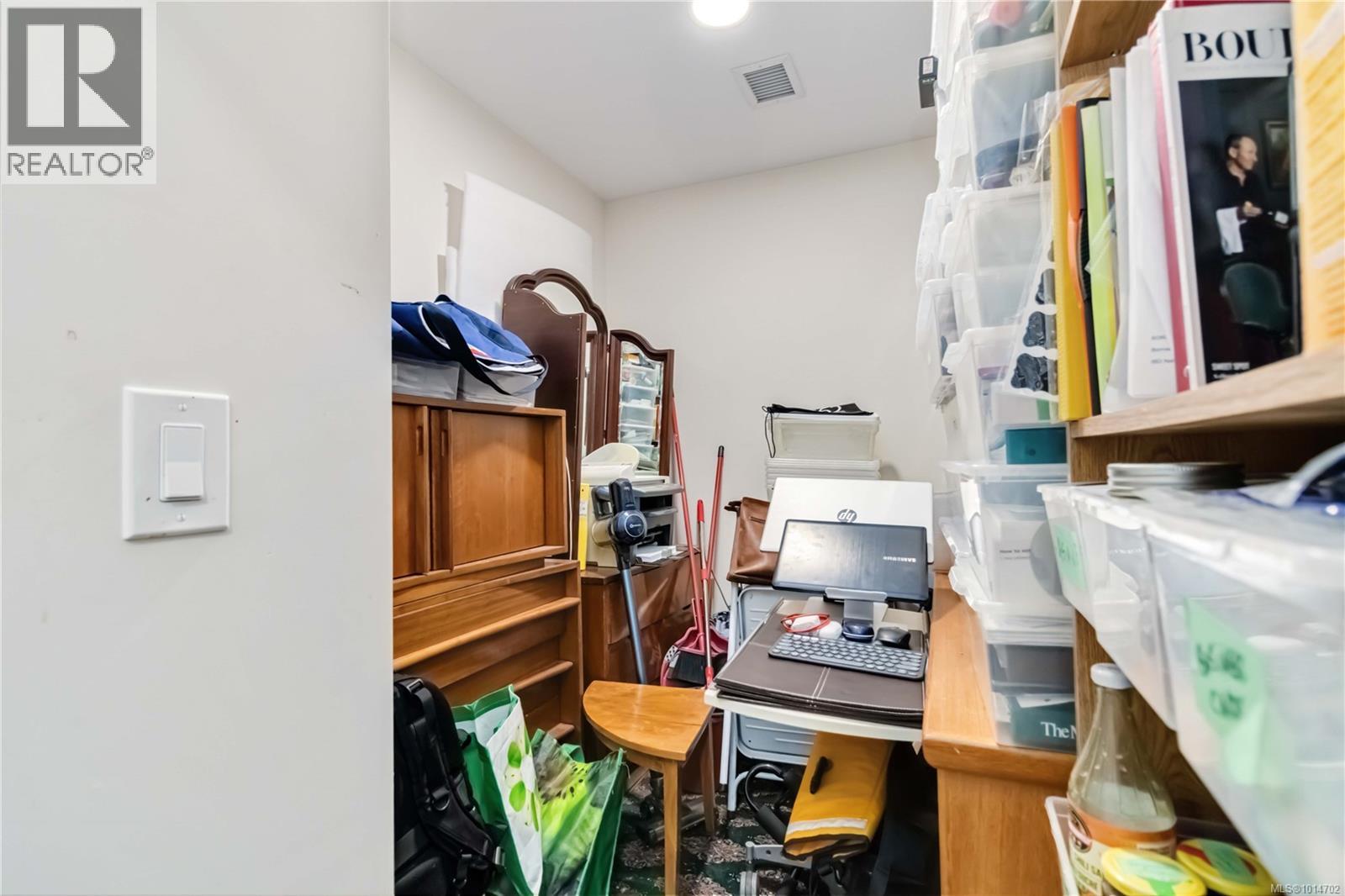 203 6609 Goodmere Road, Sooke