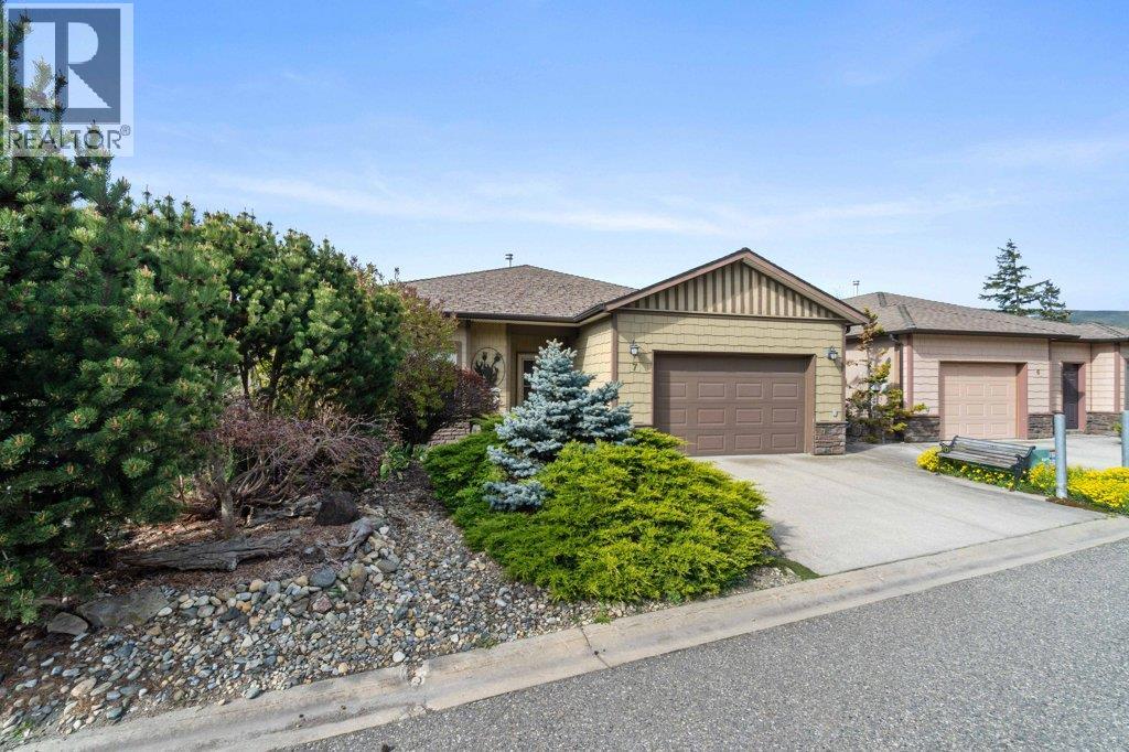 7 881 16 Street Northeast, Salmon Arm