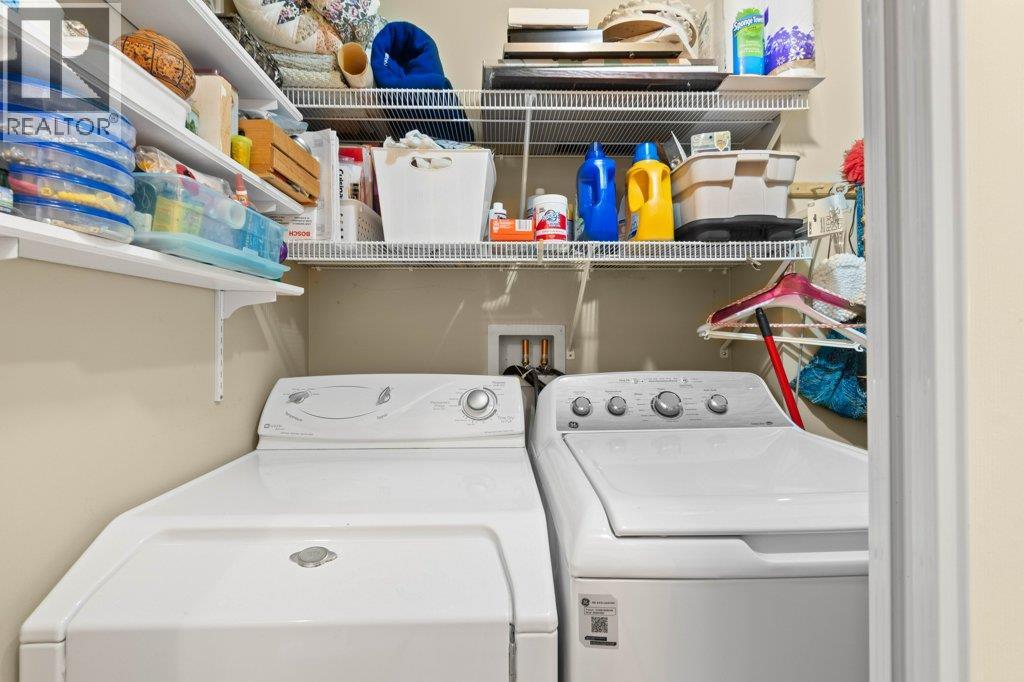 7 881 16 Street Northeast, Salmon Arm