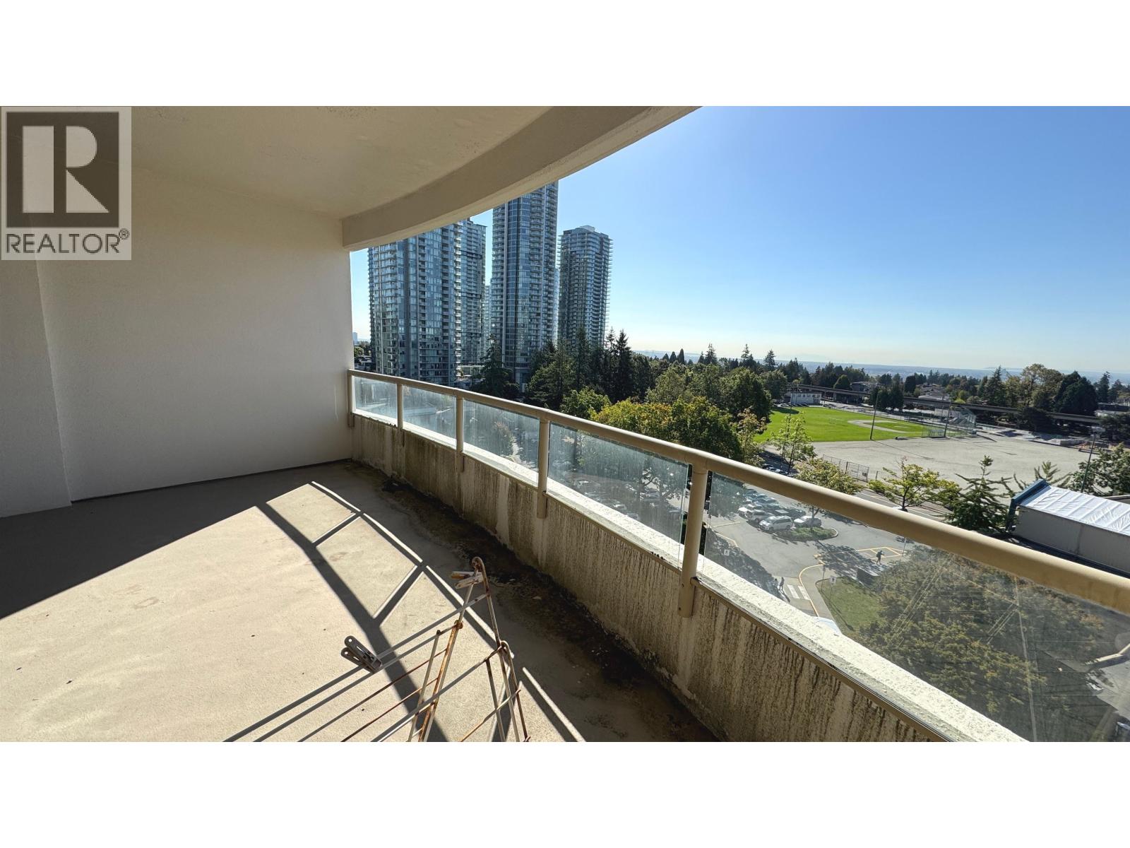 903 4830 BENNETT STREET, Burnaby