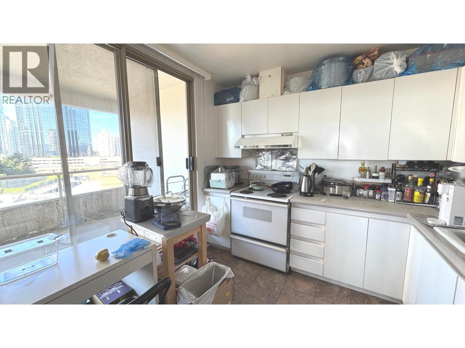 903 4830 BENNETT STREET, Burnaby