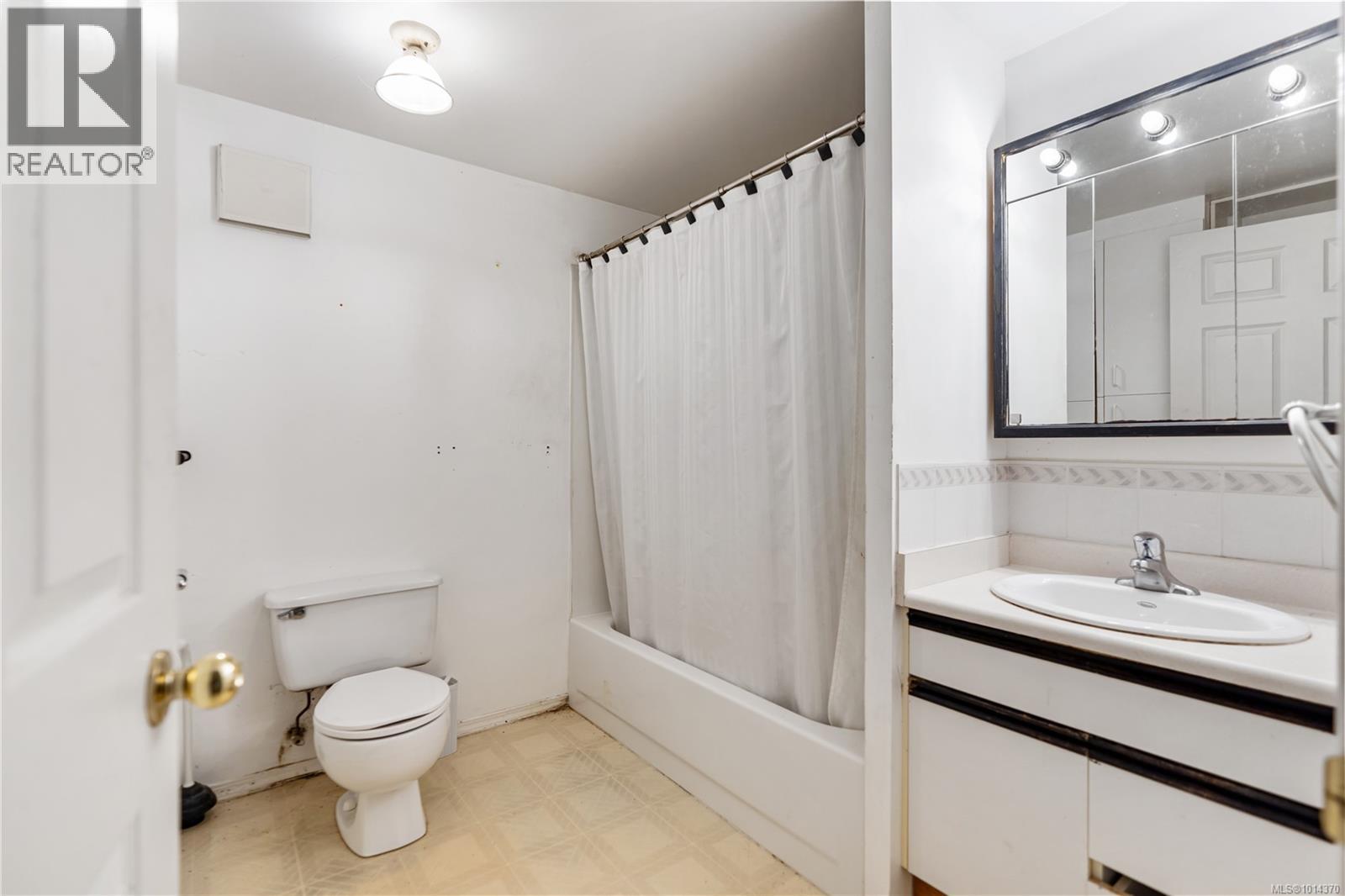 777 Cuaulta Cres, Colwood