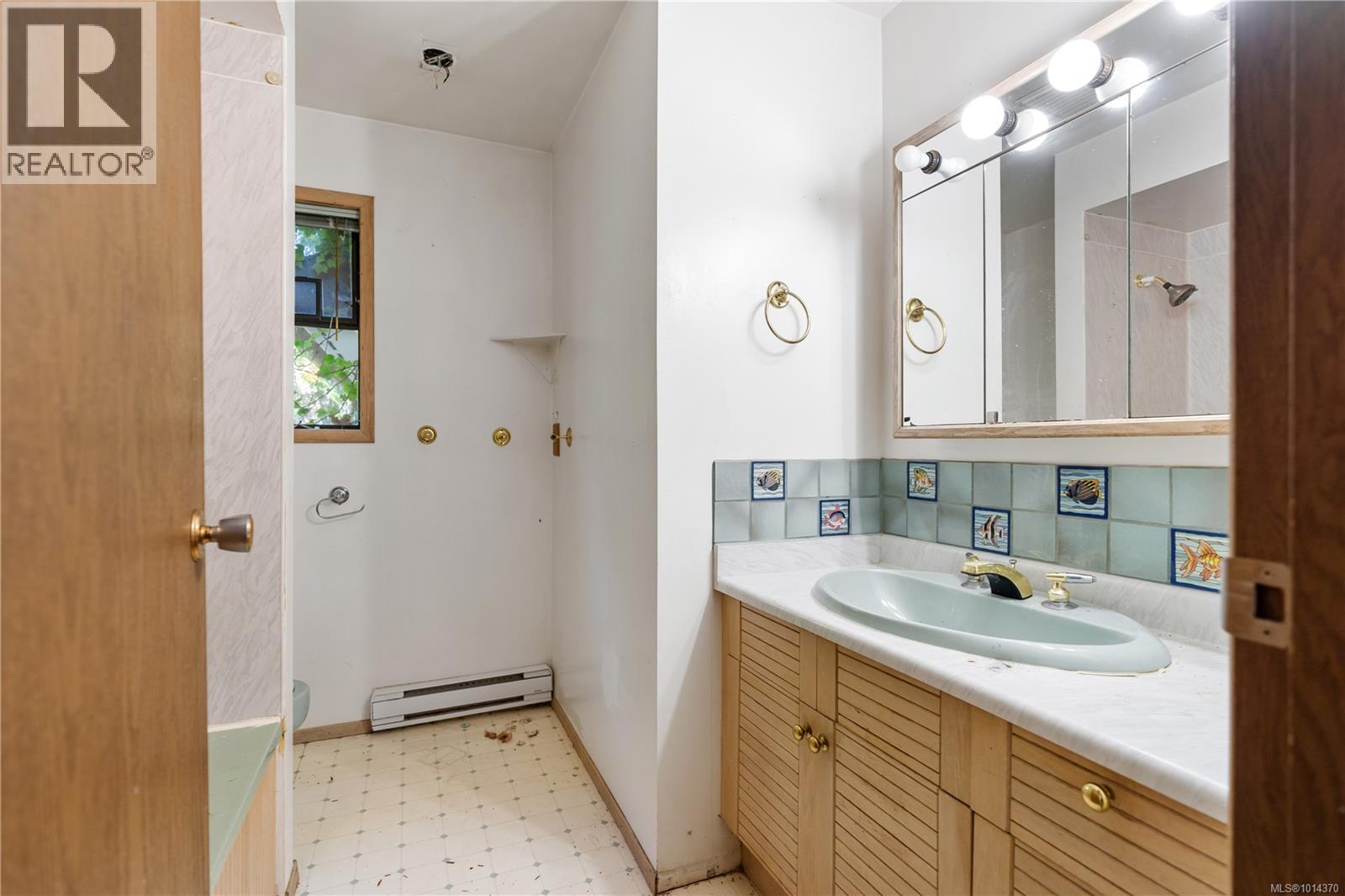 777 Cuaulta Cres, Colwood