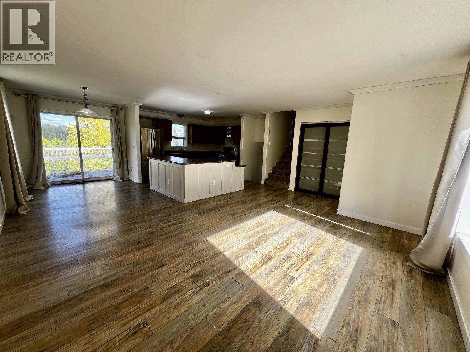 10897 BAYVIEW ROAD, Fraser Lake