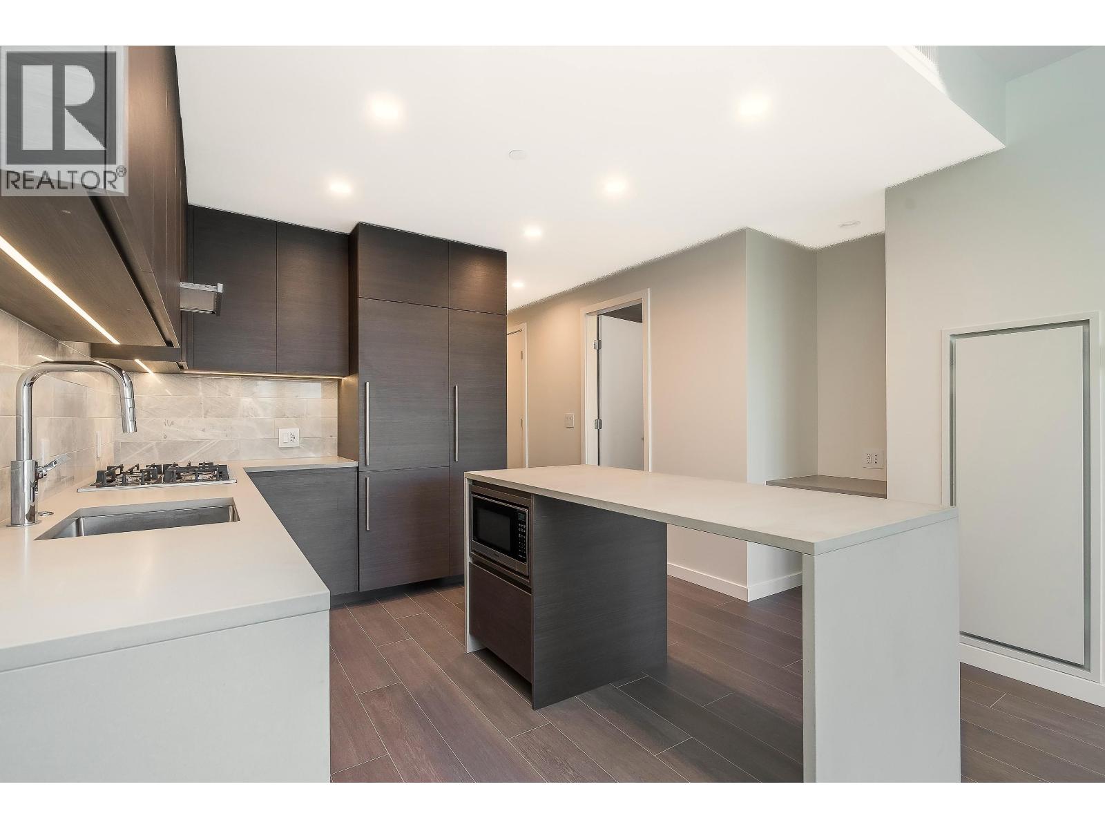2304 2108 GILMORE AVENUE, Burnaby