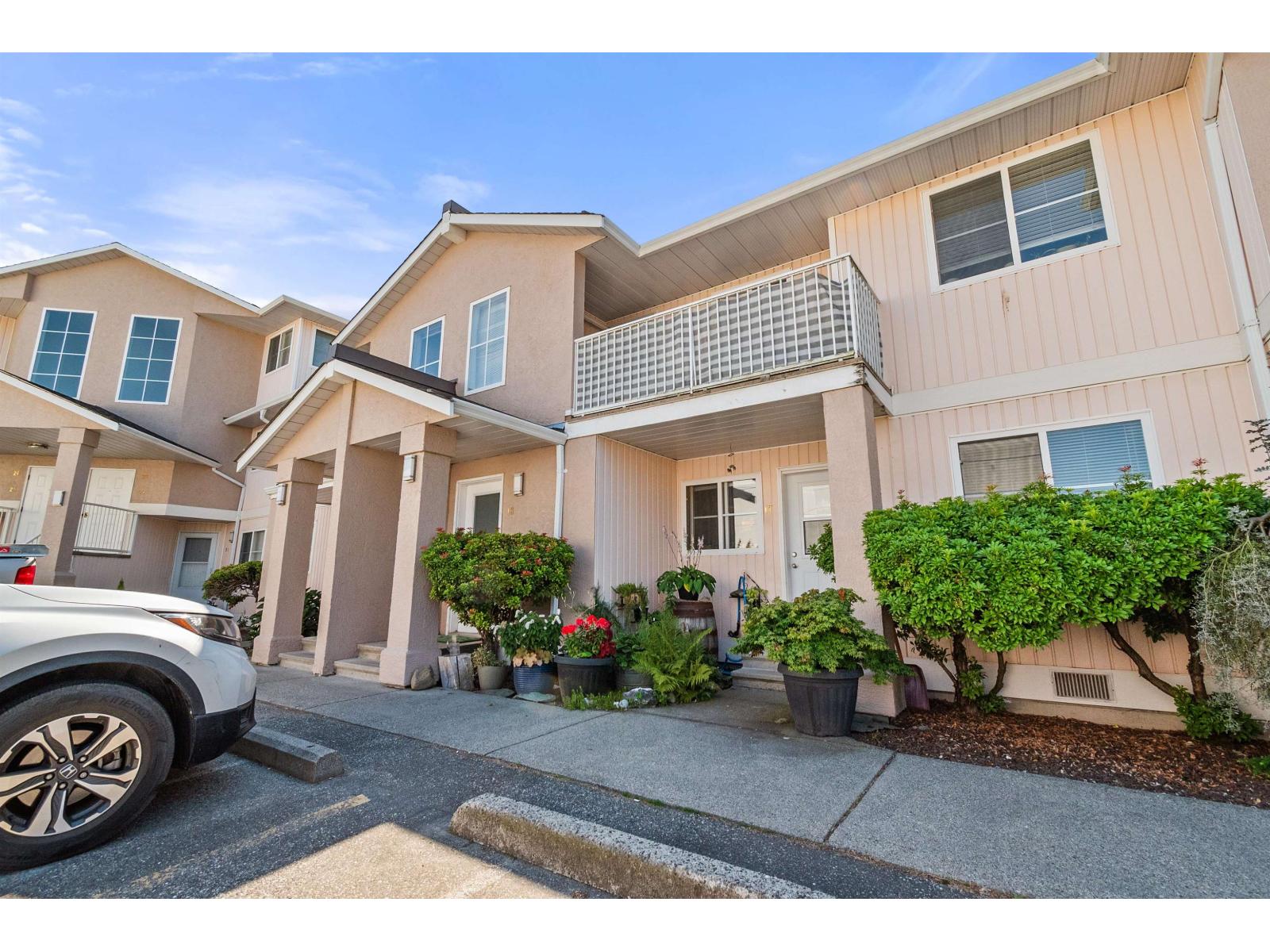 18 5915 VEDDER ROAD, Garrison Crossing, Chilliwack