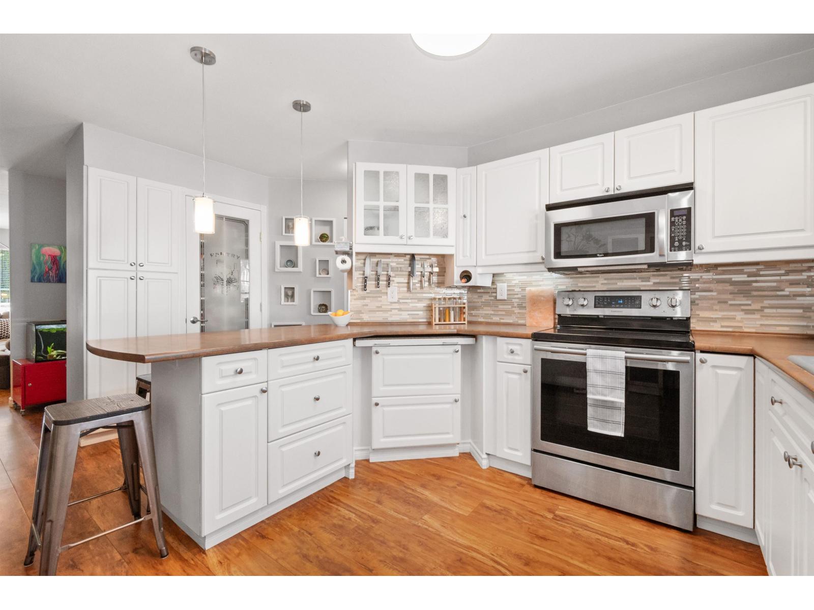 18 5915 VEDDER ROAD, Garrison Crossing, Chilliwack