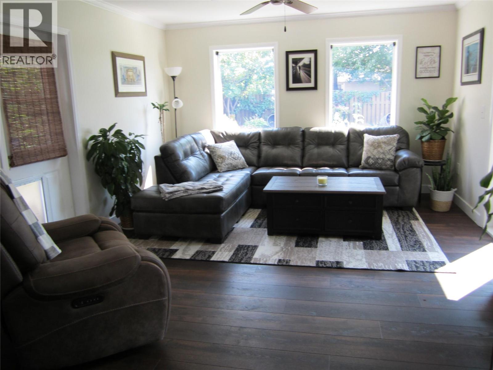  156 McCulloch Drive, Penticton