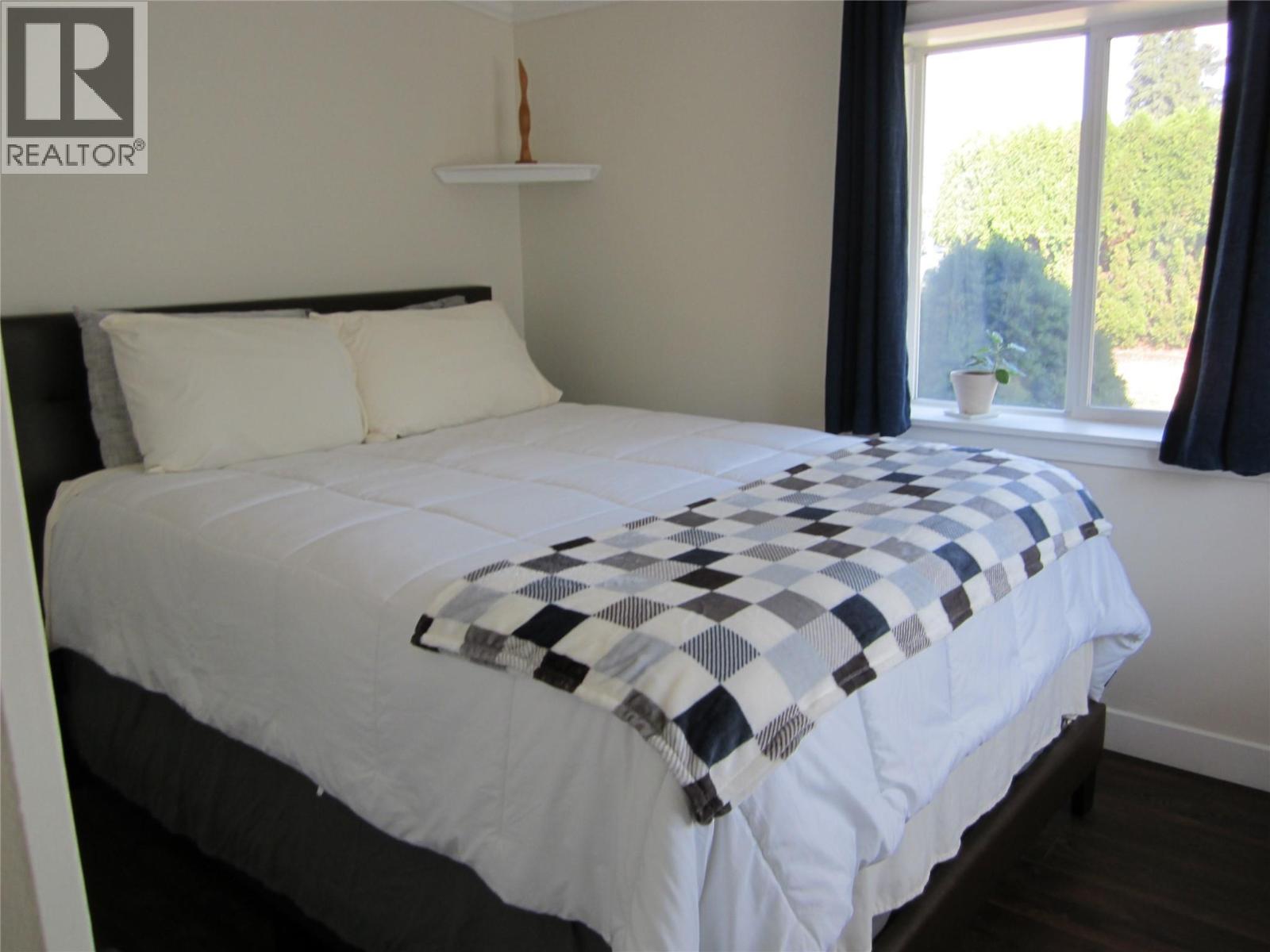  156 McCulloch Drive, Penticton