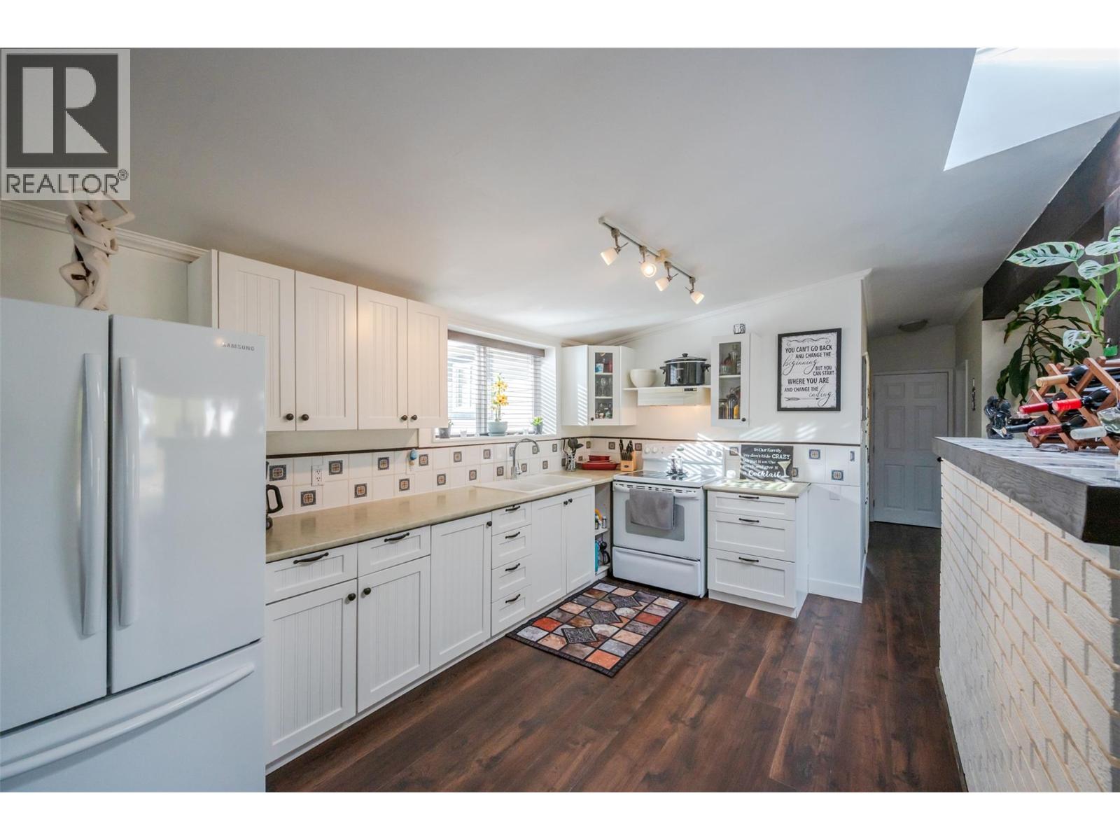  156 McCulloch Drive, Penticton
