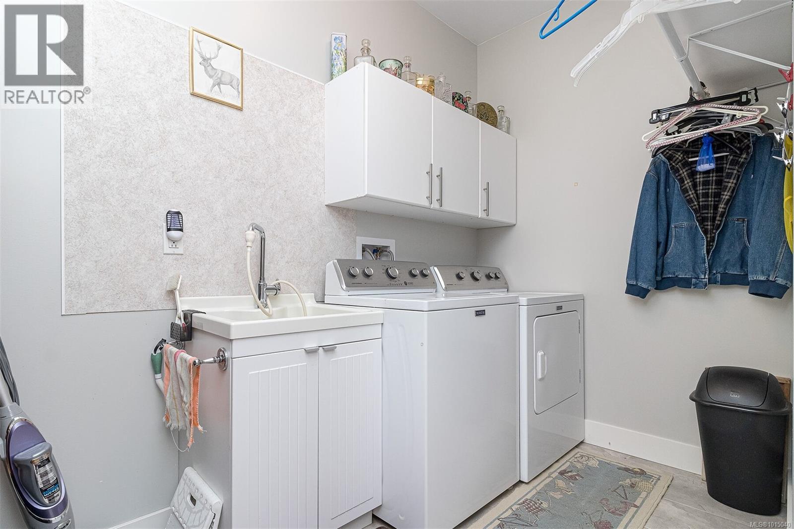 9918 Victoria Rd, Chemainus