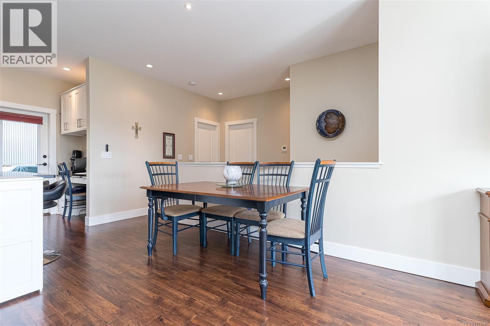 9918 Victoria Rd, Chemainus