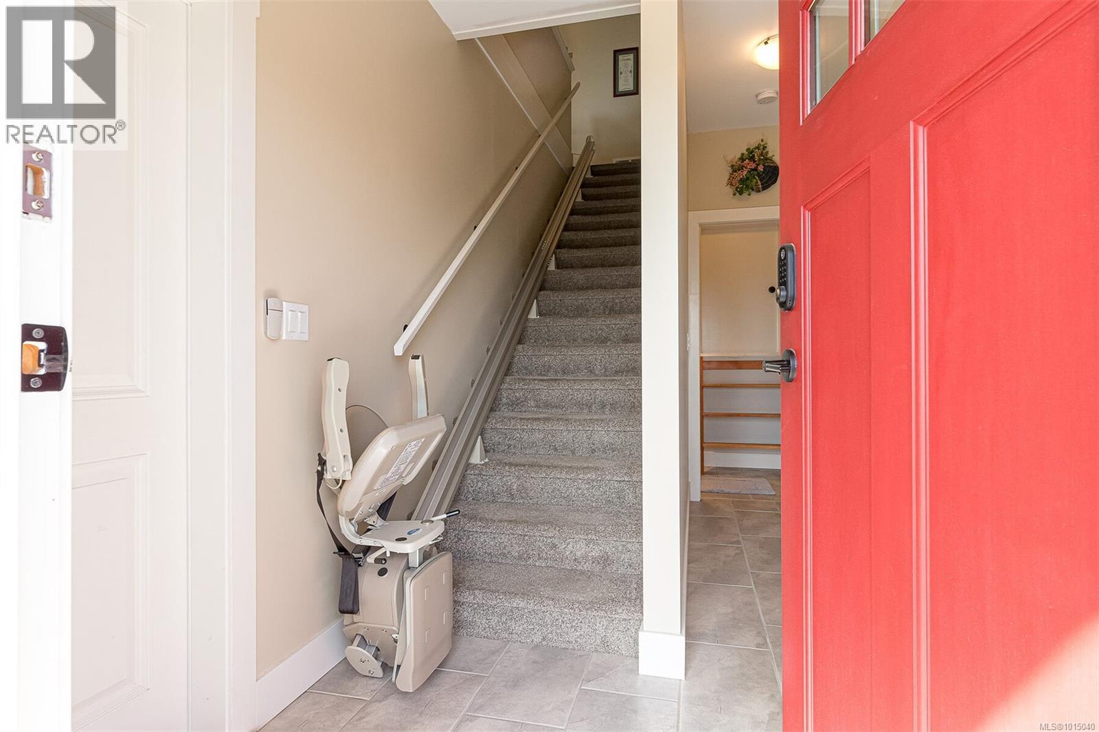 9918 Victoria Rd, Chemainus