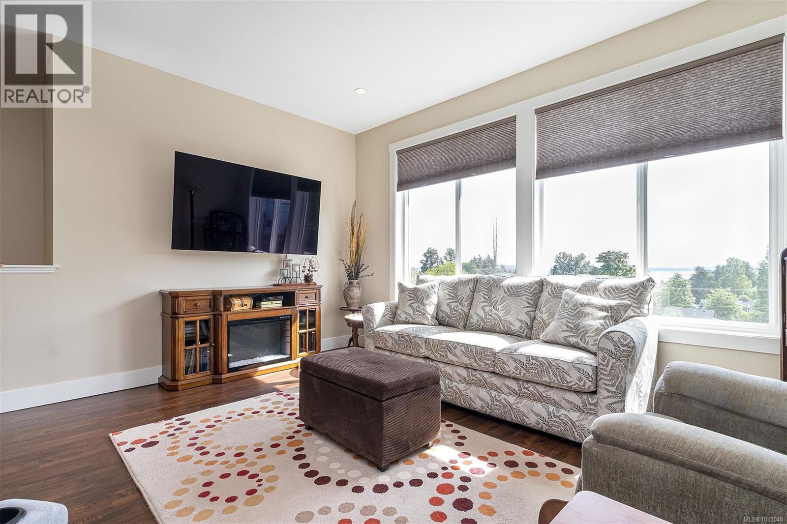 9918 Victoria Rd, Chemainus