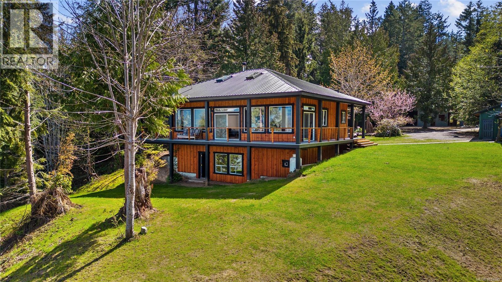 4 Mine Rd, Lasqueti Island
