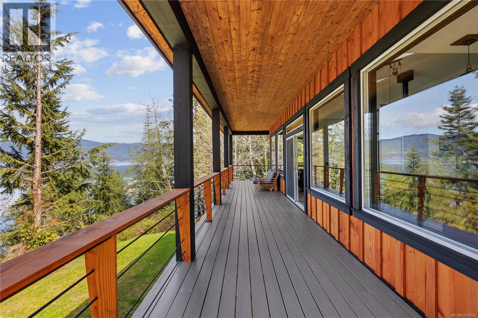 4 Mine Rd, Lasqueti Island