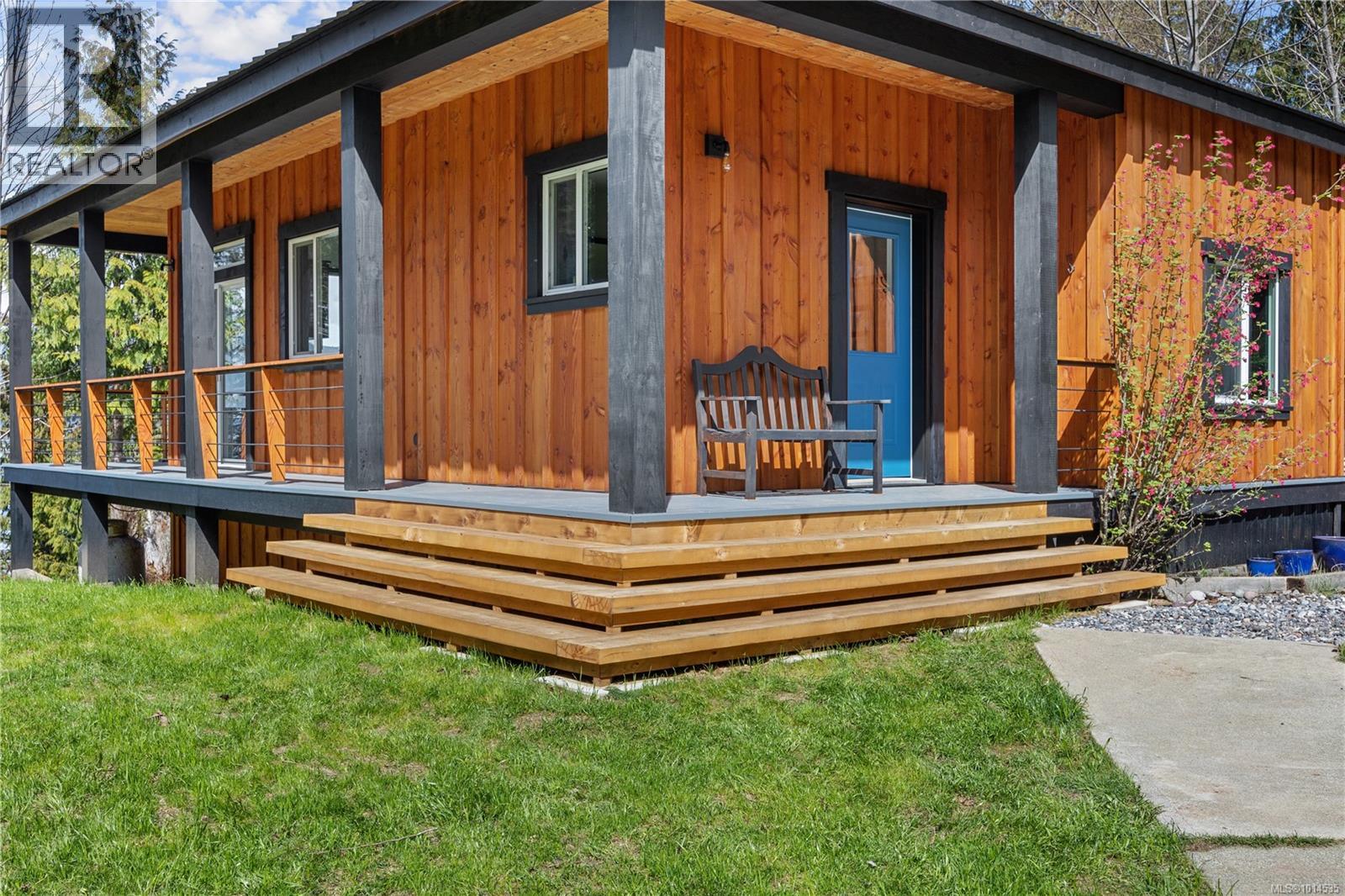4 Mine Rd, Lasqueti Island
