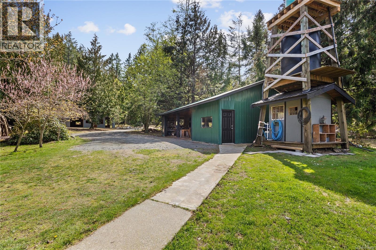 4 Mine Rd, Lasqueti Island