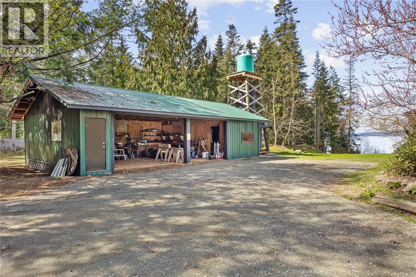 4 Mine Rd, Lasqueti Island