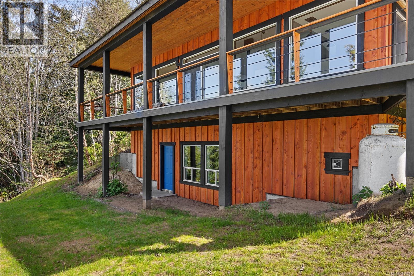 4 Mine Rd, Lasqueti Island