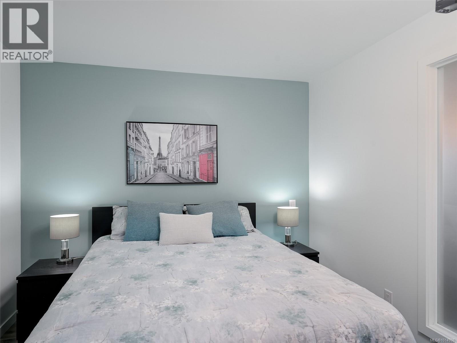 405 517 Fisgard Street, Victoria
