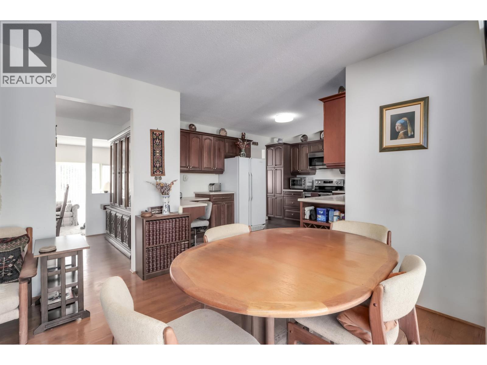 2141 DAUPHIN PLACE, Burnaby