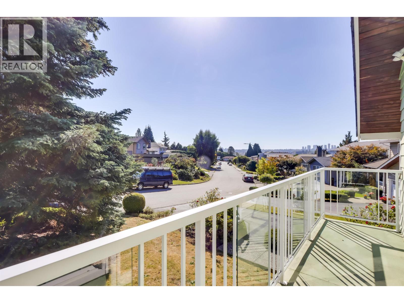 2141 DAUPHIN PLACE, Burnaby
